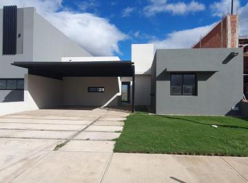 Casa · 360m² · 5 Ambientes · 2 Cocheras · Casa Venta Docta 3 Dorm., con Baño en Suite, Lote 360 M&sup2;!