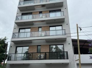 Departamento · 78m² · 2 Ambientes · 2 Cocheras · Muy Lindo Depto 1 Dorm Bcon Vta General Guemes 1768