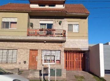 PH · 87m² · 3 Ambientes · 1 Cochera · Venta PH 3 Ambientes con Balcón y Cochera