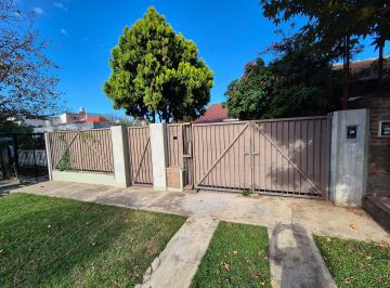 Casa de 30 ambientes, San Miguel · Casa en Venta (San Miguel)