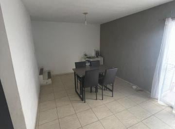 Casa · 50m² · 3 Ambientes · Duplex en Venta 2 Dorm. en Alberdi