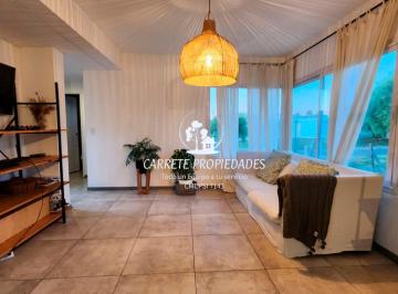 Casa de 4 ambientes, Pilar · Oportunidad. Casa en Venta de 4 Ambientes en 2 Plantas. Barrio Santa Elena. Pilar.