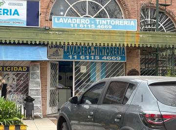 Local comercial · 60m² · 3 Ambientes · Local en Venta Galeria La Estacion San Isidro Lomas