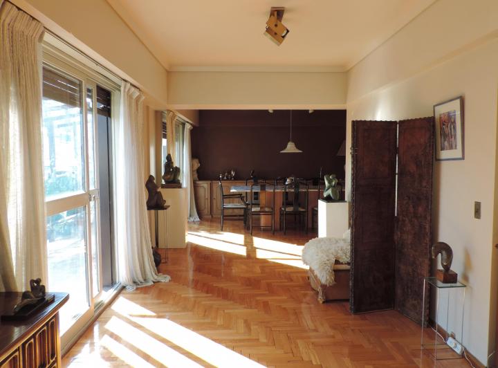 Departamento · 180m² · 6 Ambientes · 1 Cochera