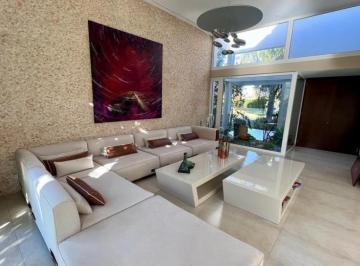 Casa · 340m² · 8 Ambientes · 2 Cocheras · Casa en Venta en La Lomada, Pilar
