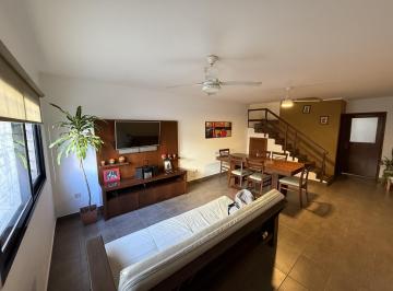 Casa · 91m² · 6 Ambientes · Venta Casa Santa Fe - Interna Barrio Roma