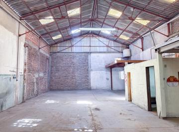 Depósito · 300m² · Depósito en Villa Dominico