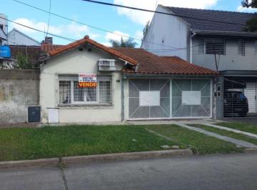 Casa de 3 ambientes, Quilmes · Chalet Venta Bernal Centro