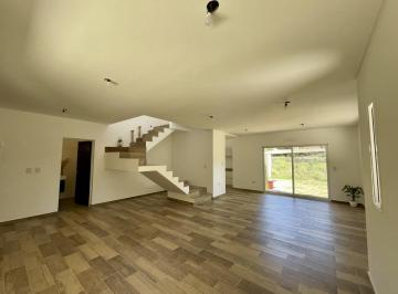 Casa · 164m² · 5 Ambientes · Venta - Casa Moderna 3 Dorm, Piscina - Los Troncos, Funes