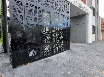 Departamento en Venta de 2 ambientes Lanús Este · Departamento de 2 Ambientes con Cochera en Venta - Lanus Este
