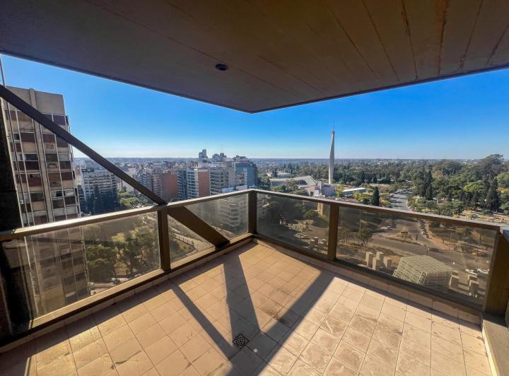 Departamento · 200m² · 4 Ambientes · 2 Cocheras