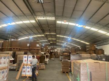 Bodega-Galpón · 1500m² · Excelente Galpon en Predio Industrial a m de Ramal Escobar