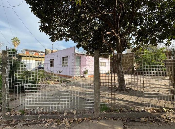 Terreno · 226m²