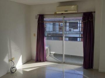 Departamento de 2 ambientes, Lanús · Con Recibos Departamento 2 Ambientes Frente C/ Balcon Saliente