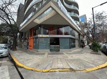 Local comercial · 180m² · Local en Núñez