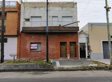 Casa · 60m² · 3 Ambientes · Casa 3 Ambientes en Alquiler Lanus Oeste