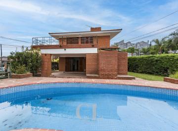 Casa de 5 ambientes, Villa Carlos Paz · Se Vende Casa 3 Dorm. y Pileta en Terreno de 454 M²