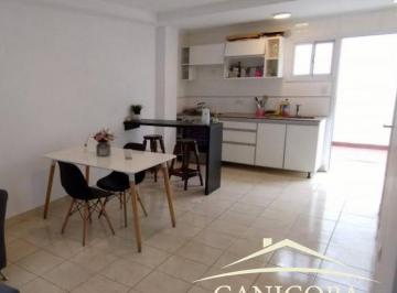 Casa · 68m² · 3 Ambientes · Casa en San José