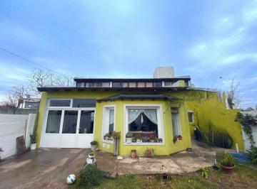 PH · 112m² · 4 Ambientes · 1 Cochera · Venta PH 3 Dorm., Tandil, Buenos Aires
