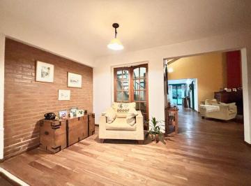 Casa · 154m² · 4 Ambientes · 2 Cocheras · Vta Casa 4 Amb 375 m² Jardin Muñiz S. Miguel Credit