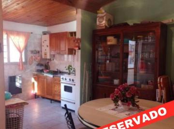 Casa · 77m² · 3 Ambientes · 1 Cochera · Venta de Casa en Lote Propio Ideal Vivienda Multifamiliar en La Tablada