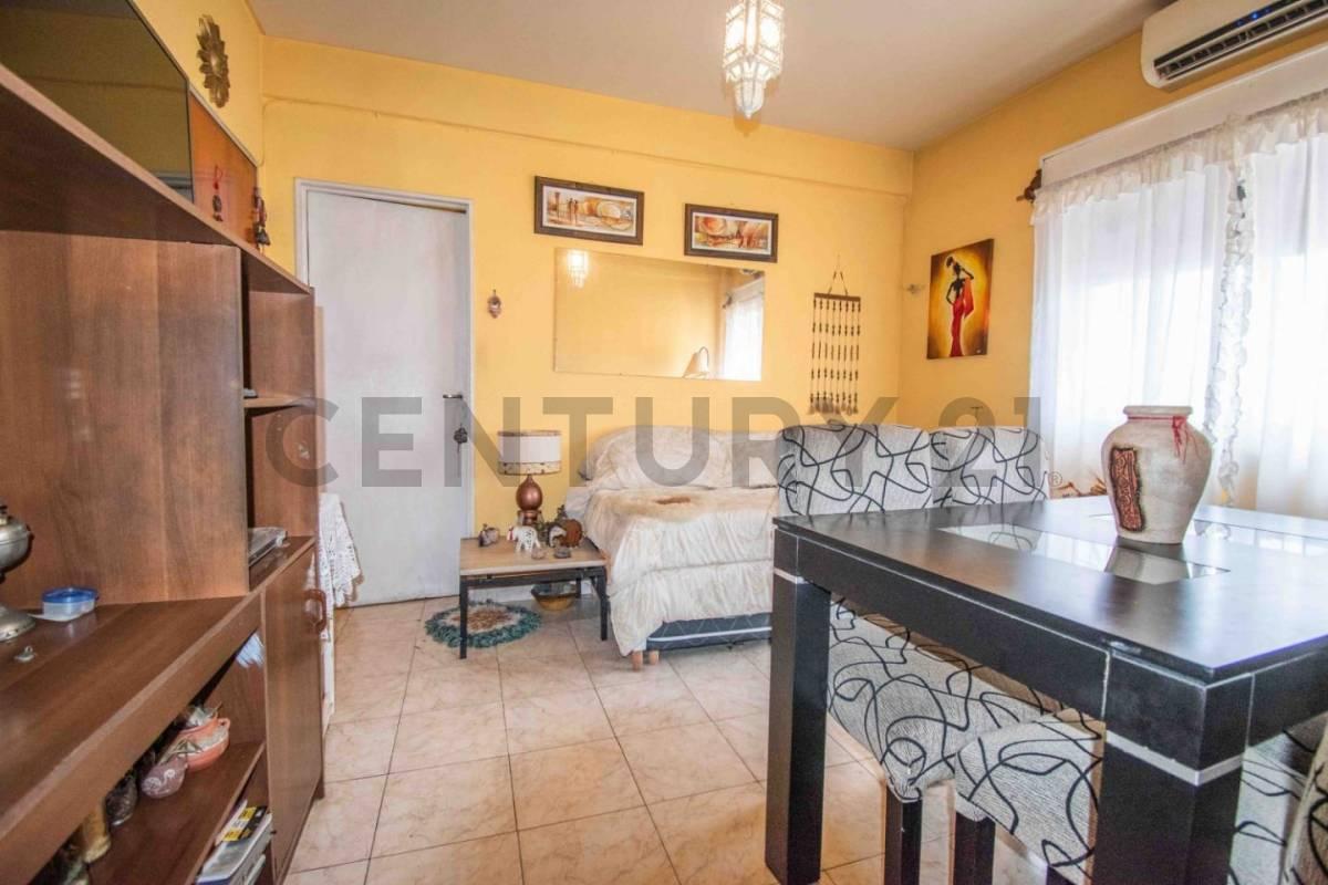 Venta de Departamento 2 Ambientes en Constitución, Capital Federal. El Departamento Tiene Una. Capital Federal