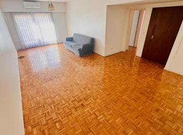 Departamento de 5 ambientes, Recoleta · Av Sta Fe Al 3000 4 Amb. C/dep Balcon Corrido Al/frente C/cochera