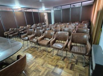 Oficina comercial de 6 ambientes, Ciudad de Mendoza · Amplia y Multifuncional Oficina en El Micro - Centro de La Ciudad de Mendoza