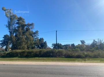 Terreno · Terreno en Venta de 750 m². Sobre Calle Principal Lago Argentino.