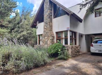 Casa · 140m² · 3 Ambientes · 1 Cochera · Casa - San Martin de Los Andes