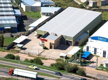 Depósito · 1100m² · 5 Ambientes · 4 Cocheras · Venta Galpón Derivador Sur 4800 Sobre Colectora