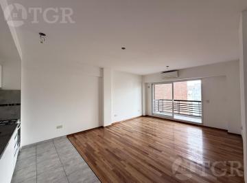 Departamento · 48m² · 2 Ambientes · 1 Cochera · Semipiso con Cochera en Villa Urquiza