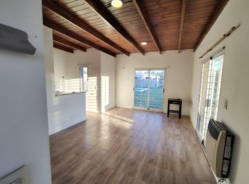 Casa · 70m² · 5 Ambientes · 1 Cochera · Casa de 2 Dorm. - Tierra de Sueños 3 - Roldan