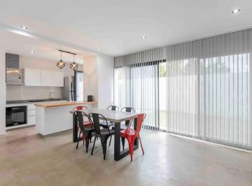 Casa · 78m² · 3 Ambientes · 1 Cochera · Casa 3 Ambientes Duplex Cochera Canning