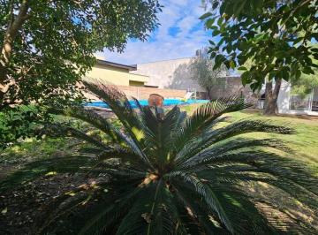 Casa · 89m² · 3 Ambientes · Venta Casa con Pileta Los Solares Funes