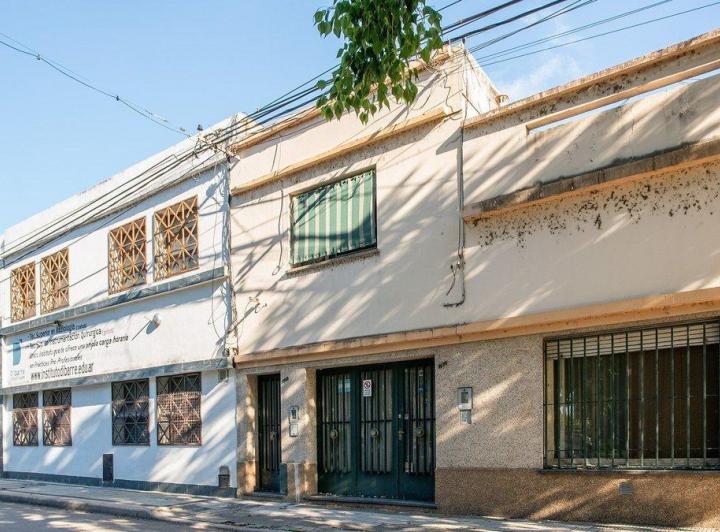 Casa · 158m² · 8 Ambientes · 1 Cochera