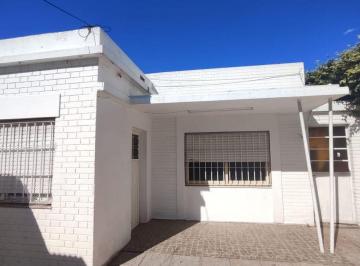 Casa · 114m² · 4 Ambientes · 1 Cochera · Casa 3 Ambientes con Cochera Alquiler Llavallol