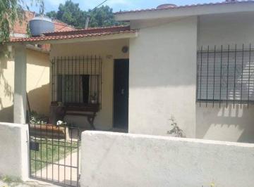 Casa · 60m² · 3 Ambientes · Casa en Venta - 2 Dorm. 1 Baño - 60 m² - San Clemente del Tuyú