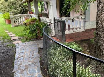 Casa de 6 ambientes, Florencio Varela · Casa Quinta - Sobre Cuarto de Manzana - a 300 m de Cno. Belgrano