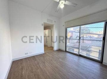 Departamento · 50m² · 2 Ambientes · 1 Cochera · Alquiler Departamento 2 Ambientes con Cochera en Excelente Ubicación – Tigre Centro