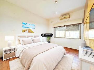 ATT-ATT-4203_2 · Casa 3 Ambientes. | Independencia 918