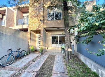 PH · 101m² · 4 Ambientes · 1 Cochera · Casa en PH 4 Ambientes en Venta, Ituzaingo Norte