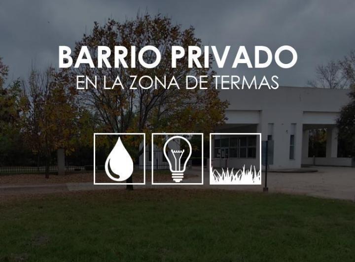 Terreno · 880m²