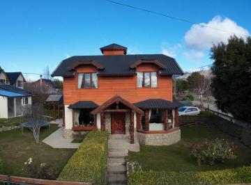 Casa · 166m² · 5 Ambientes · Casa en Venta en Las Victorias, Bariloche, Patagonia