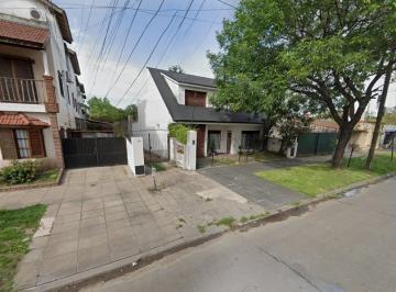 PH · 85m² · 3 Ambientes · 1 Cochera · PH en Merlo