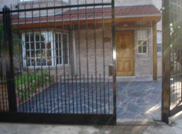 PH · 85m² · 3 Ambientes · 1 Cochera · PH - Martinez