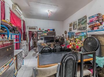 PH · 70m² · 3 Ambientes · Venta PH Flores 3 Ambientes Patio 2 Baños Zona Textil