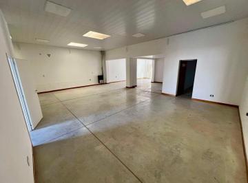 Local comercial , Bahía Blanca · Galpón con Oficina