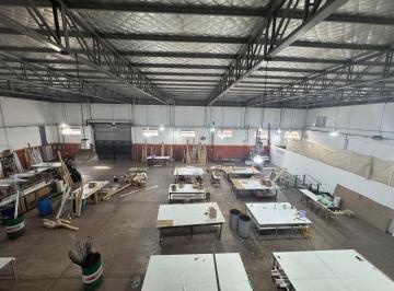 Depósito · 1200m² · Depósito en Alquiler en Piñeyro, Avellaneda, G. B. a. Zona Sur