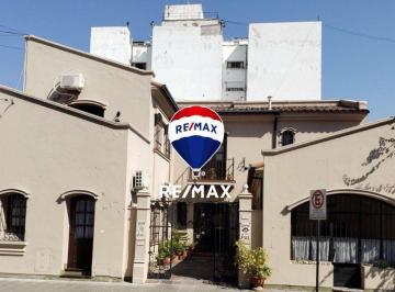 Casa · 325m² · 8 Ambientes · Casa 6 Dorm. Alquiler Centro Apto Comercial